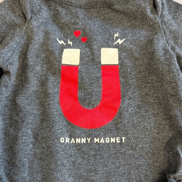 GAP Baby Grey long sleeve Onesie - Picture 3 of 3